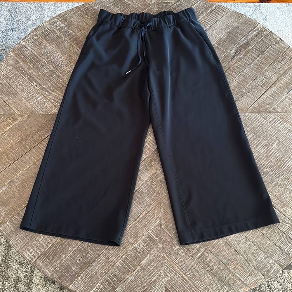 Lululemon Cropped Pant